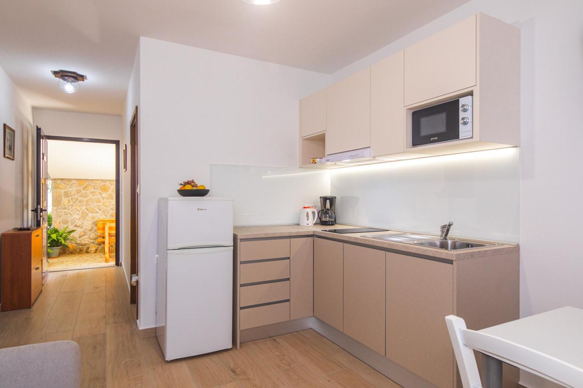 Apartmani Pina Krk Town Exterior photo