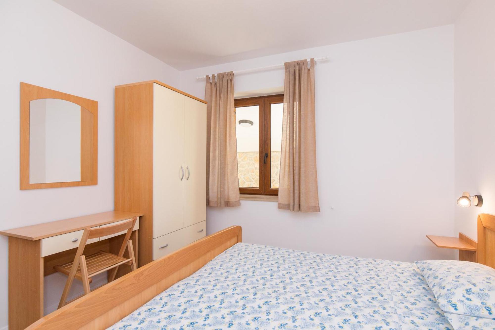 Apartmani Pina Krk Town Exterior photo