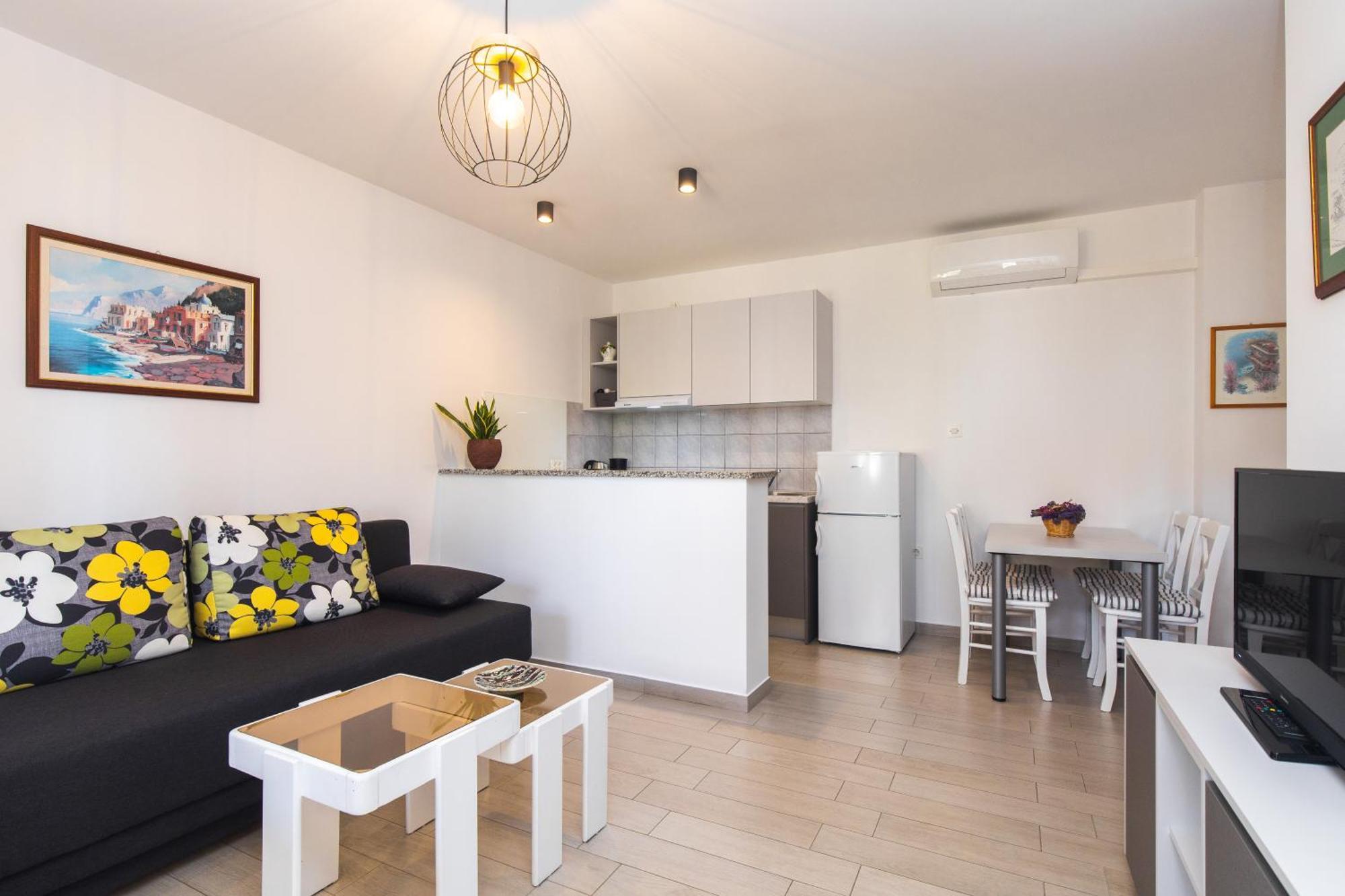 Apartmani Pina Krk Town Exterior photo