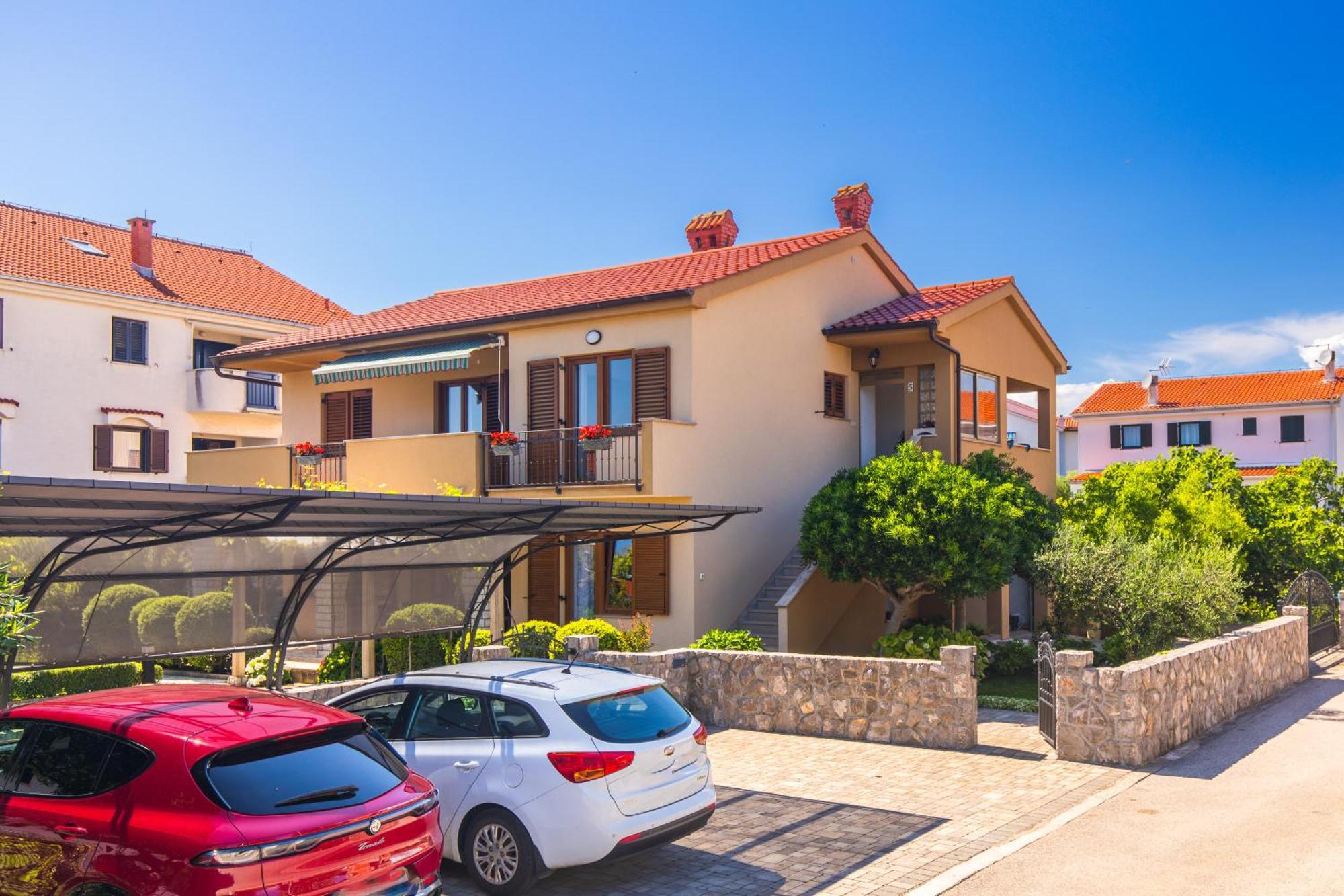 Apartmani Pina Krk Town Exterior photo
